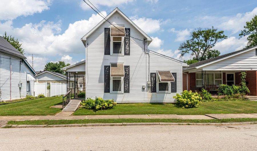 12 Alvina St, Batesville, IN 47006 - 2 Beds, 2 Bath
