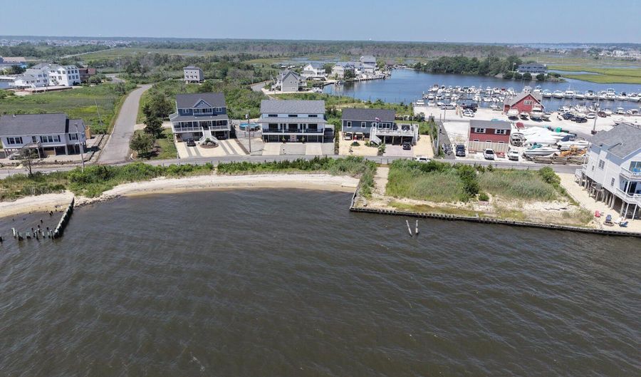 47 Good Luck Dr, Bayville, NJ 08721 - 3 Beds, 3 Bath