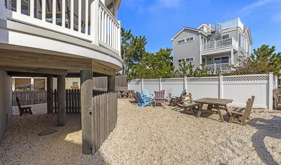 229 MERIVALE Avenue Unit B - 2Nd Floor B - 2Nd Floor, Beach Haven, NJ 08008 - 3 Beds, 2 Bath