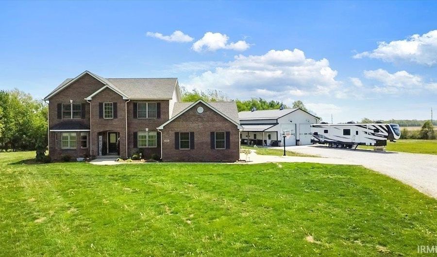 6658 N Memering Rd, Bicknell, IN 47512 - 4 Beds, 4 Bath