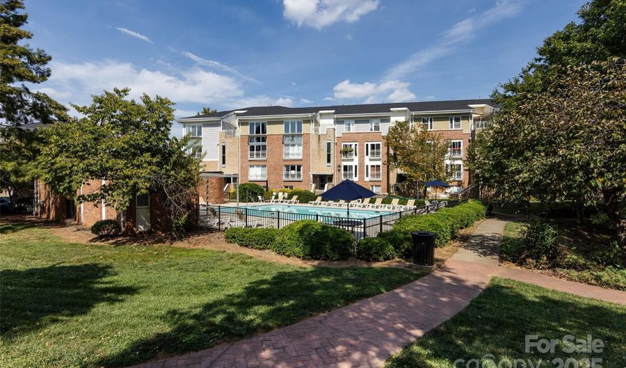 3623 Card St, Charlotte, NC 28205 - 2 Beds, 2 Bath