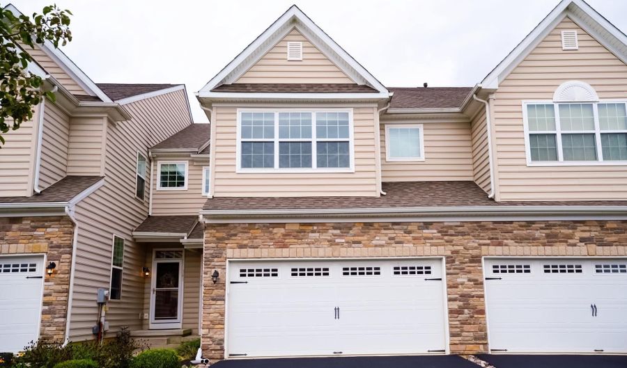 339 PENNYCRESS Rd, Allentown, PA 18104 - 3 Beds, 4 Bath