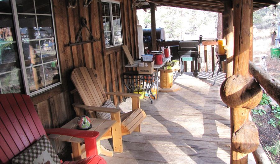 9046 Warbler Dr, Bonanza, OR 97623 - 2 Beds, 2 Bath