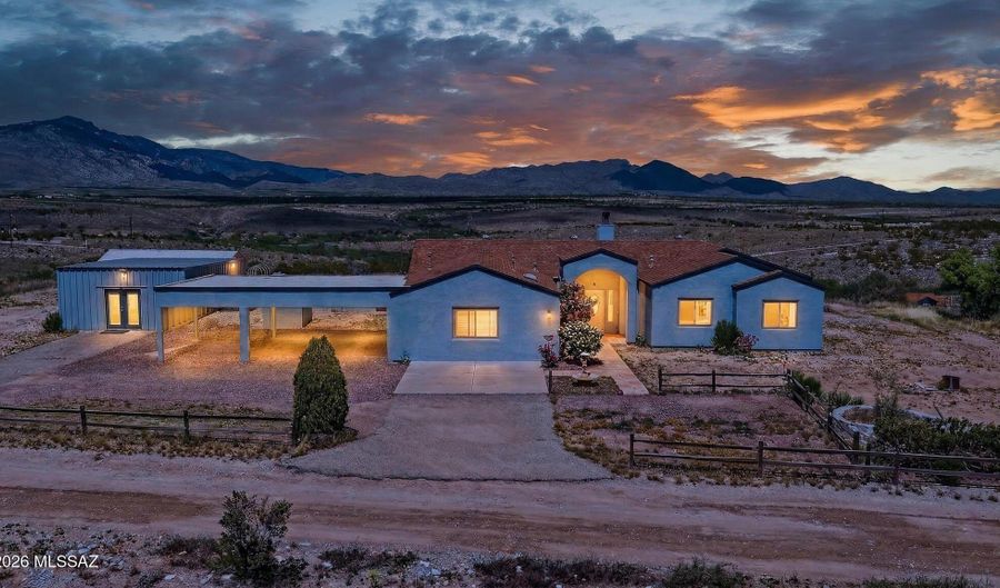 3298 W Monte Vista Trl, Benson, AZ 85602 - 5 Beds, 3 Bath