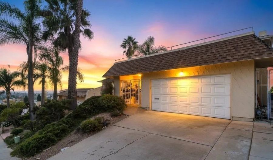 2842 Erie St, San Diego, CA 92117 - 4 Beds, 3 Bath