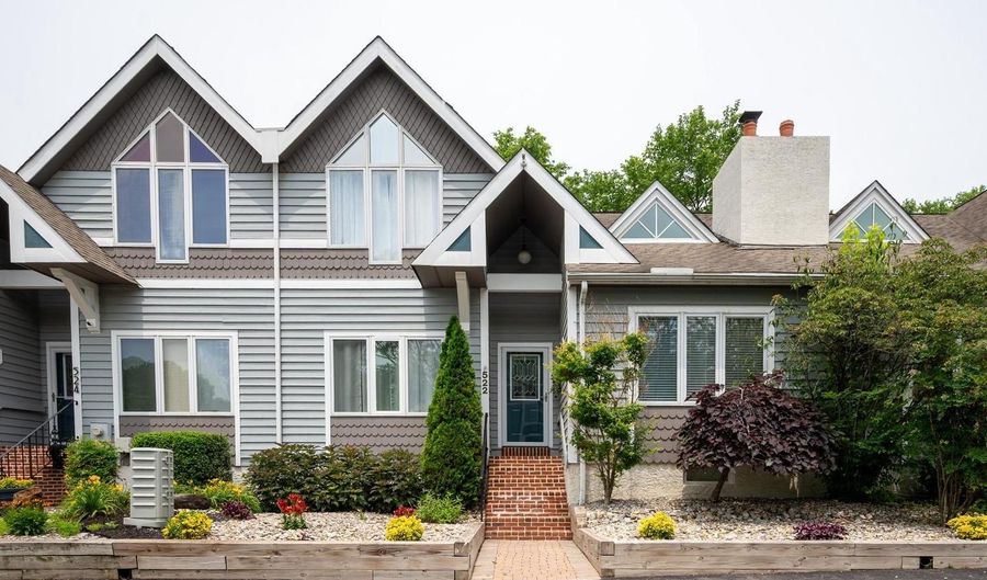 522 BEECH TREE Ln, Hockessin, DE 19707 - 3 Beds, 3 Bath