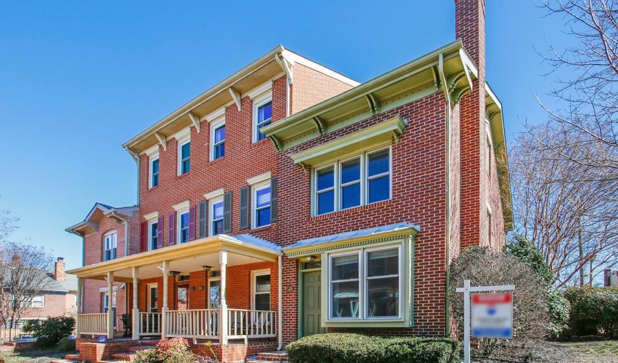 1525 ORONOCO St, Alexandria, VA 22314 - 3 Beds, 2 Bath