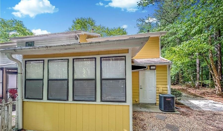 2251 Salt Springs Pl, Austell, GA 30168 - 2 Beds, 2 Bath