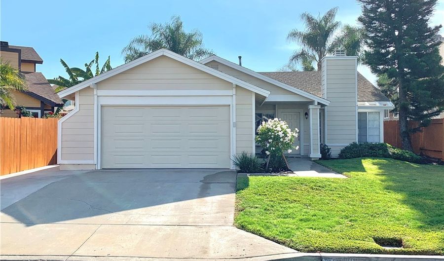 1689 Charlie Horse Way, Oceanside, CA 92057 - 3 Beds, 2 Bath