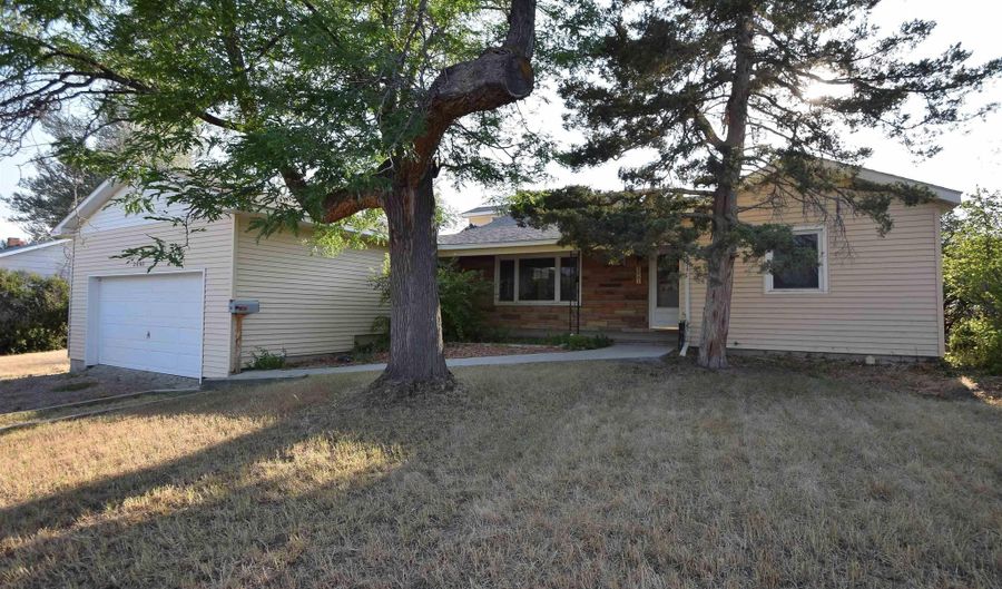2602 Allendale Blvd, Casper, WY 82601 - 3 Beds, 2 Bath