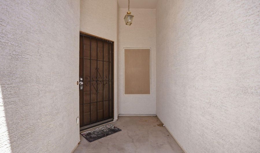 3938 N CREOSOTE Ct, Casa Grande, AZ 85122 - 4 Beds, 2 Bath