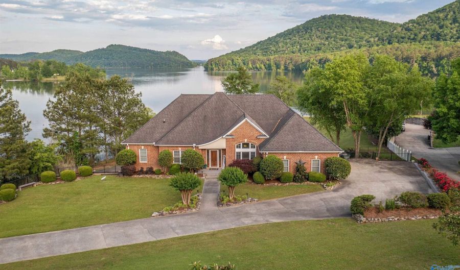 11154 Greensport Rd, Ashville, AL 35953 - 4 Beds, 4 Bath