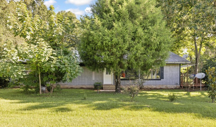 190 Peaden Bridge Rd, Baker, FL 32531 - 2 Beds, 2 Bath