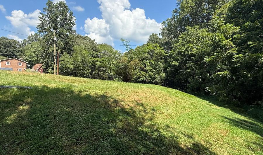 1422 GOOD HOPE CHURCH Rd, Aroda, VA 22709 - 2 Beds, 1 Bath