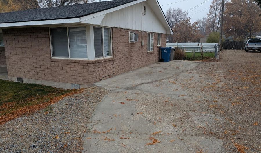 2203 2205 N Montana Ave, Caldwell, ID 83605 - 3 Beds, 2 Bath
