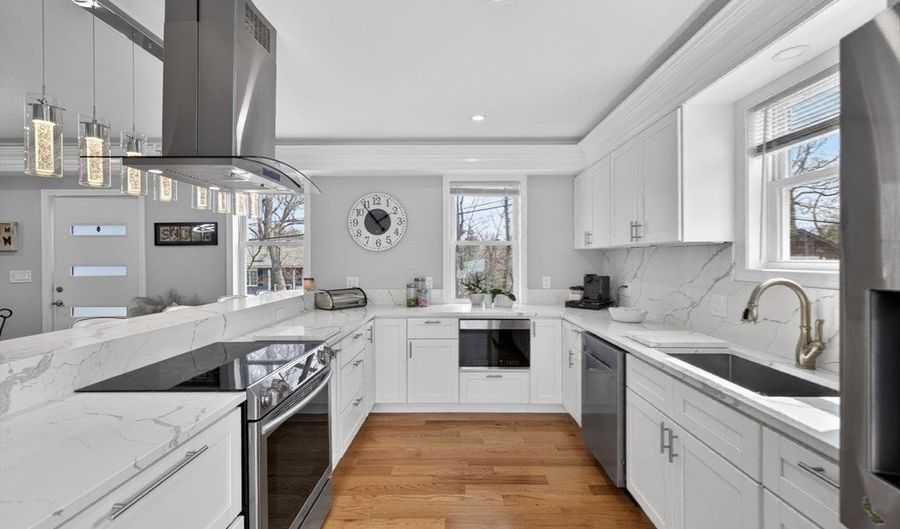 50 Great Elm Rd, Billerica, MA 01821 - 3 Beds, 3 Bath