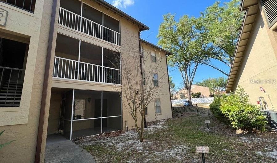 976 LEEWARD Pl 103, Altamonte Springs, FL 32714 - 2 Beds, 2 Bath