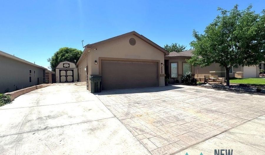 1821 Denise Dr, Carlsbad, NM 88220 - 4 Beds, 3 Bath