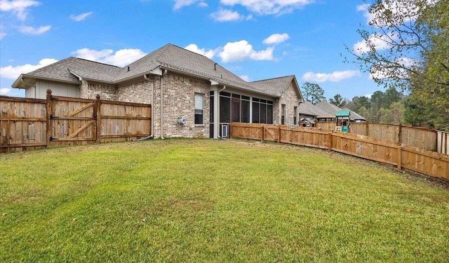 445 Brazos Dr, Brandon, MS 39047 - 4 Beds, 3 Bath