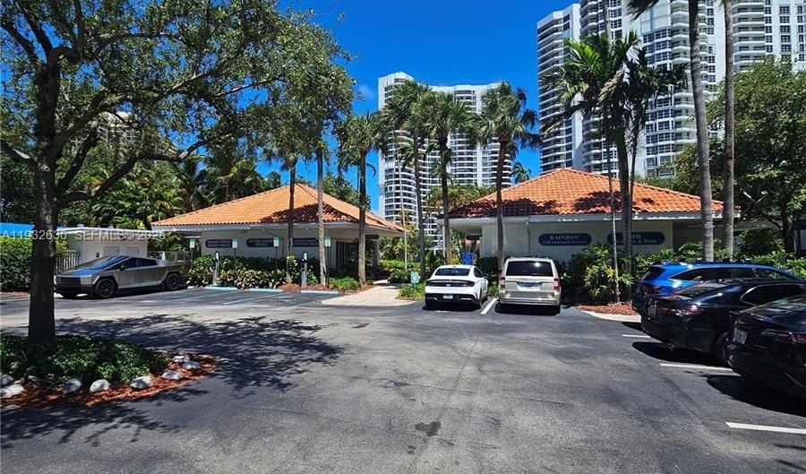 3600 Mystic Pointe Dr 305, Aventura, FL 33180 - 3 Beds, 3 Bath