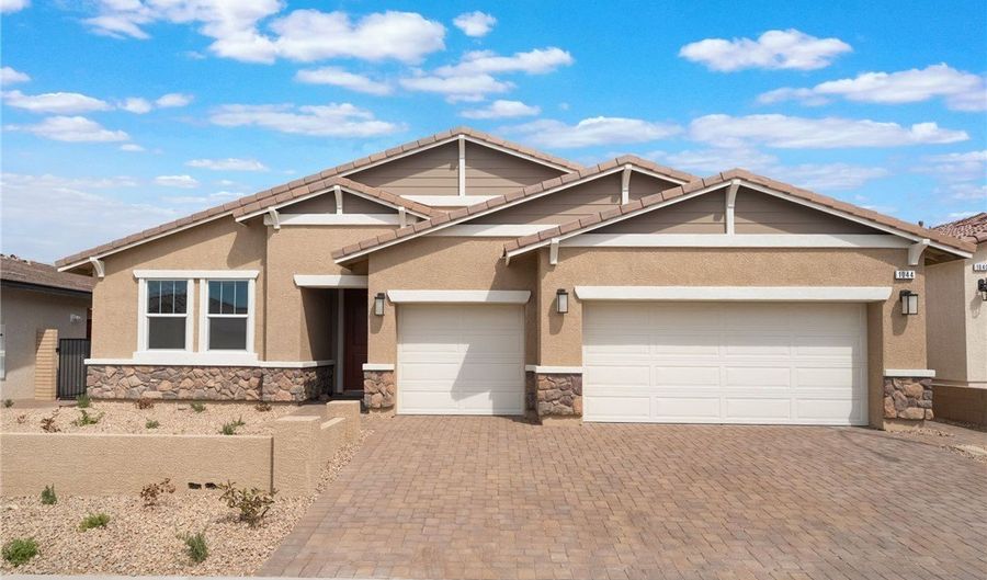 1044 Forest Falcon Dr, Henderson, NV 89011 - 4 Beds, 3 Bath