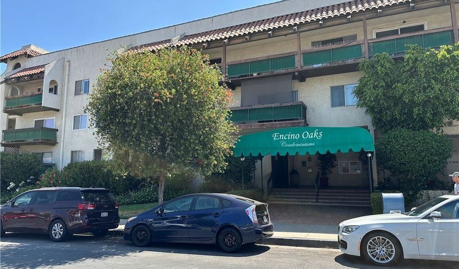 5460 White Oak Ave G101, Encino, CA 91316 - 2 Beds, 2 Bath