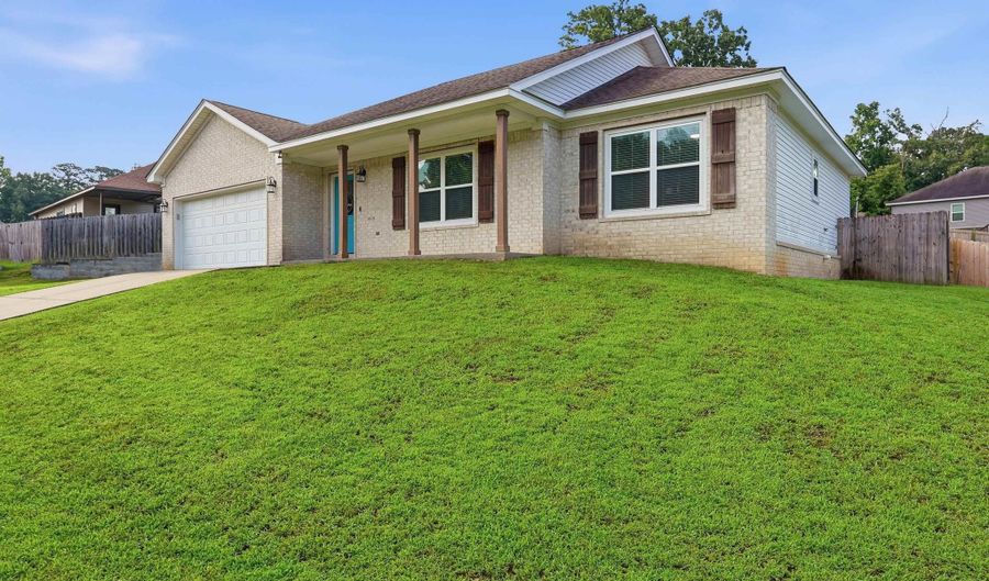 1135 J W Cv, Benton, AR 72019 - 3 Beds, 2 Bath