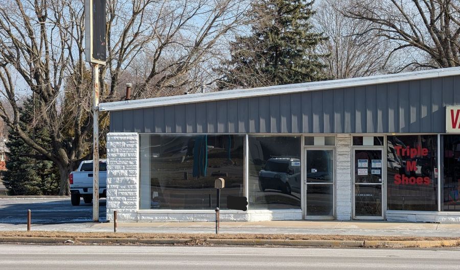 902 S Scatterfield Rd, Anderson, IN 46012 - 0 Beds, 0 Bath
