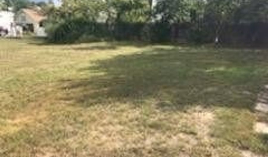 79 Compton St A & B, Belford, NJ 07718 - 5 Beds, 2 Bath