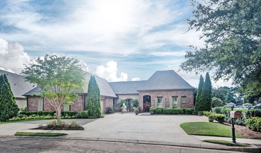 120 Port Ln, Brandon, MS 39047 - 4 Beds, 3 Bath