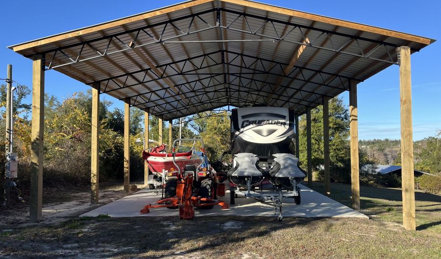 2540 Montyna Ln, Alford, FL 32420 - 4 Beds, 4 Bath