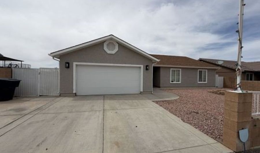 375 S First W St, Bunkerville, NV 89007 - 3 Beds, 2 Bath