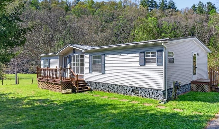230 Cherry Ln, Bastian, VA 24314 - 3 Beds, 2 Bath