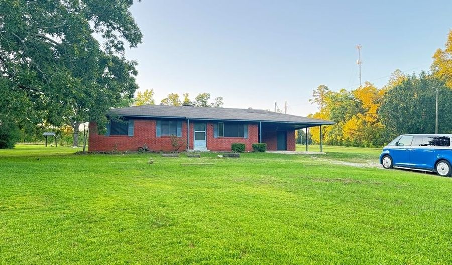 4 CR 272, Bruce, MS 38915 - 3 Beds, 1 Bath