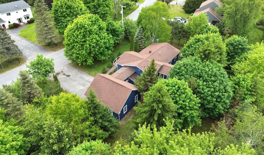5 Greenfield Ave, Bangor, ME 04401 - 3 Beds, 3 Bath