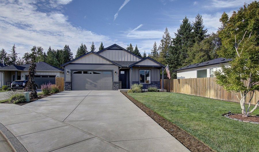 2026 SE 11TH St, Battle Ground, WA 98604 - 3 Beds, 2 Bath