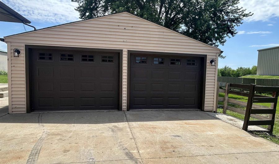 201 E South St, Albion, IA 50005 - 3 Beds, 1 Bath