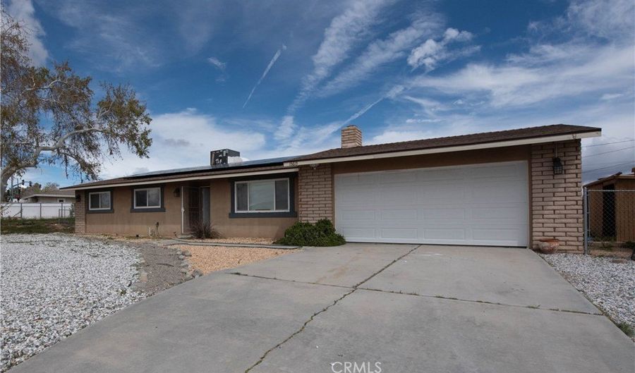 15615 Tuscola Rd, Apple Valley, CA 92307 - 3 Beds, 2 Bath