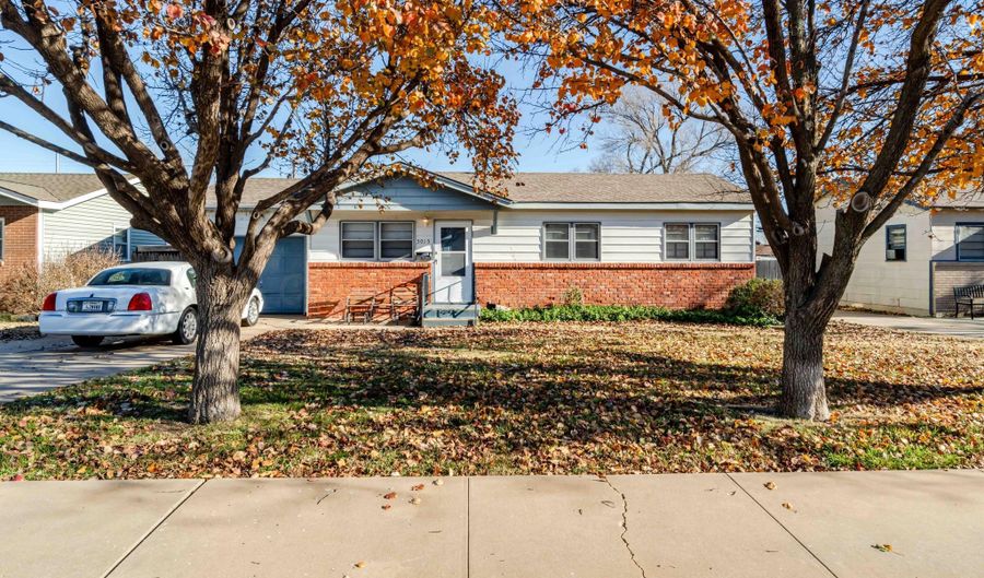 5015 CROCKETT St, Amarillo, TX 79110 - 2 Beds, 1 Bath
