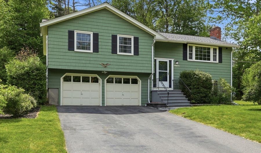 33 Simon Willard Rd, Acton, MA 01720 - 3 Beds, 2 Bath