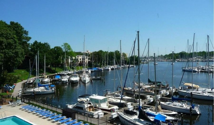 755 FAIRVIEW Ave 755 D, Annapolis, MD 21403 - 3 Beds, 2 Bath