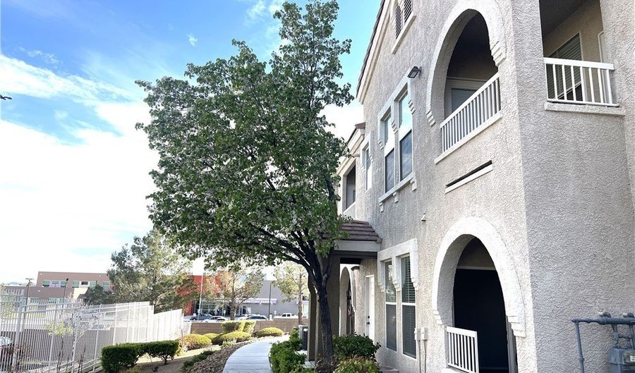 10001 Peace Way 1327, Las Vegas, NV 89147 - 1 Beds, 1 Bath