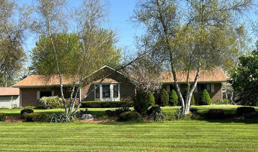 19335 32 Mile, Armada, MI 48005 - 3 Beds, 3 Bath