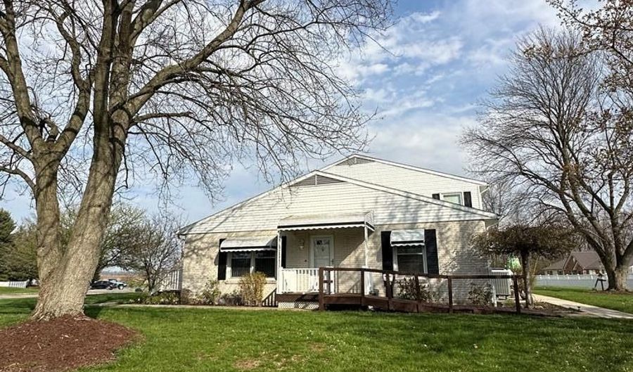 1125 Redburn Dr Unit 1 Apt A, Ashland, OH 44805 - 3 Beds, 2 Bath