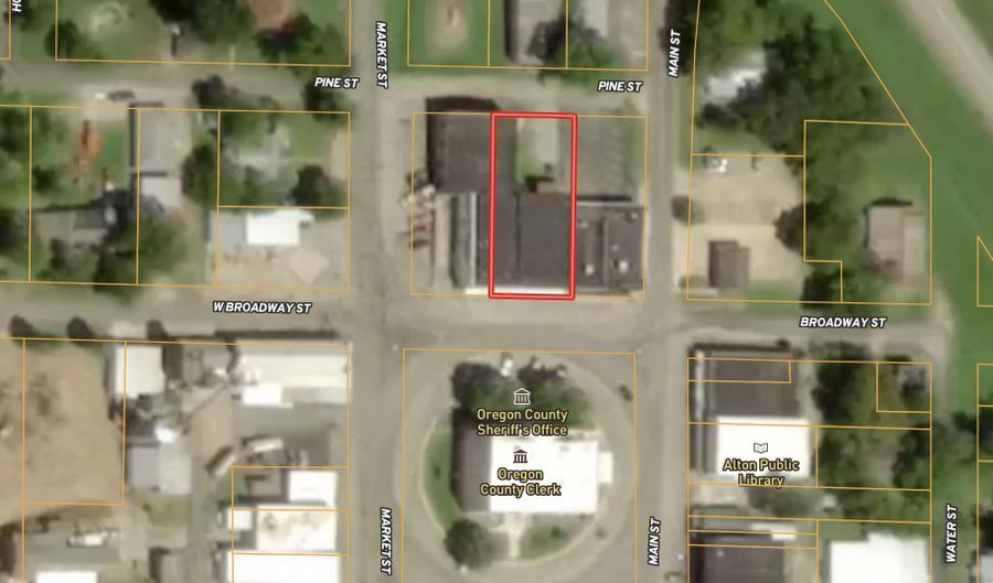 27 Court Sq, Alton, MO 65606 - 0 Beds, 0 Bath