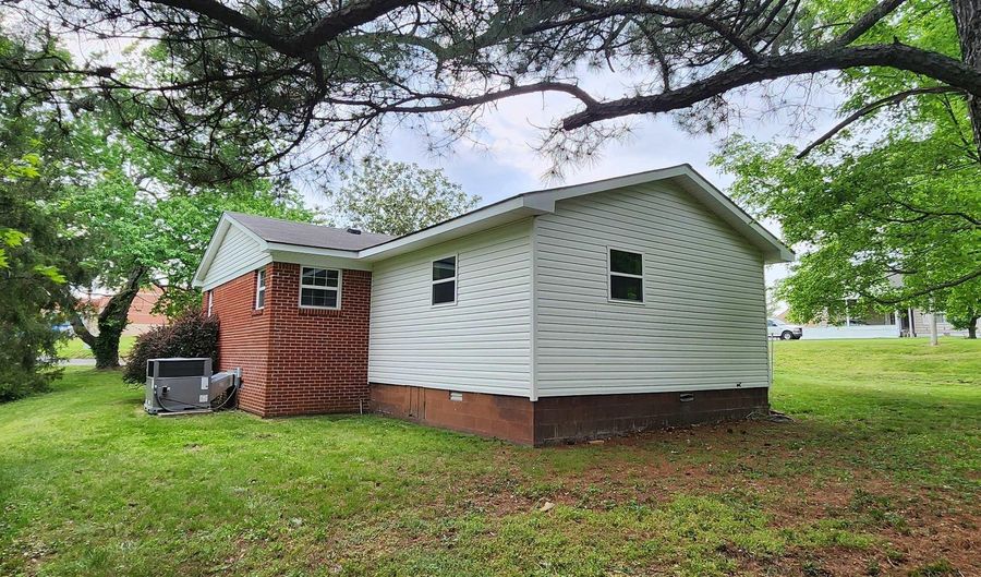 46 Whitnell, Wingo, KY 42088 - 3 Beds, 2 Bath