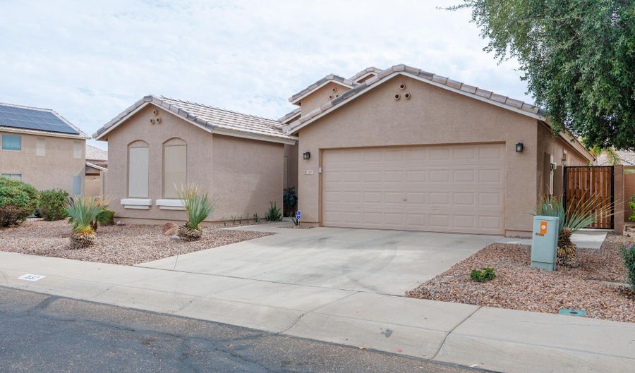 1537 E GABRILLA Dr, Casa Grande, AZ 85122 - 3 Beds, 2 Bath