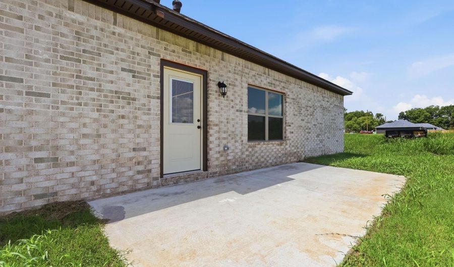 203 E Florida St, Beebe, AR 72012 - 3 Beds, 2 Bath