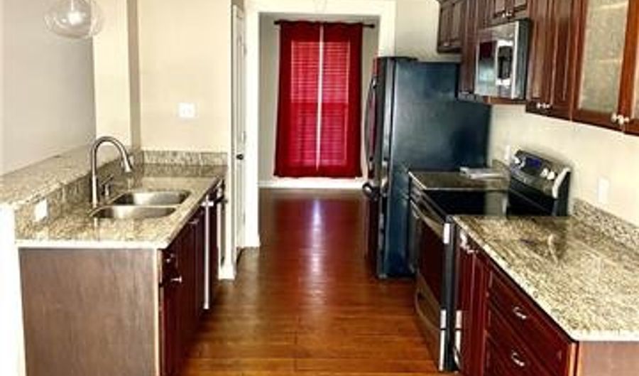 7630 EASTMORE Rd, New Orleans, LA 70126 - 3 Beds, 2 Bath
