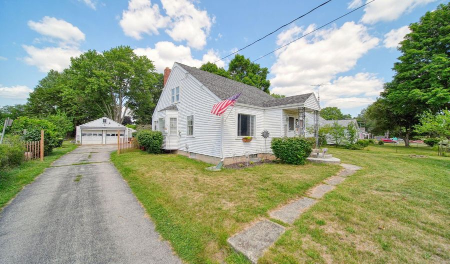 1418 Moore Rd, Adrian, MI 49221 - 3 Beds, 2 Bath